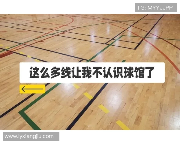 不讲理！杨瀚森三分线外拿球强突得手