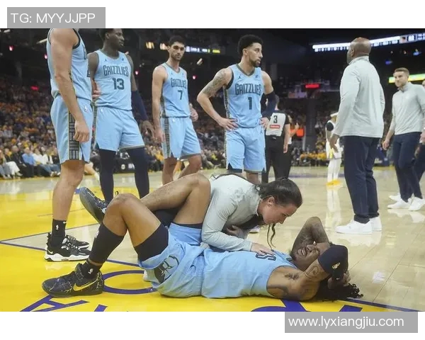 帕森斯:莫兰特生涯最佳时期可能已经过去,投篮从不是他的强项 帕森斯:莫兰特生涯最佳时期可能已经过去,投篮从不是他的强项