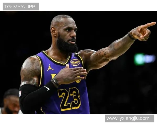 文班遭重创!詹姆斯好消息,小卡特谈约基奇和申京区别,乔治复出 文班遭重创!詹姆斯好消息,小卡特谈约基奇和申京区别,乔治复出